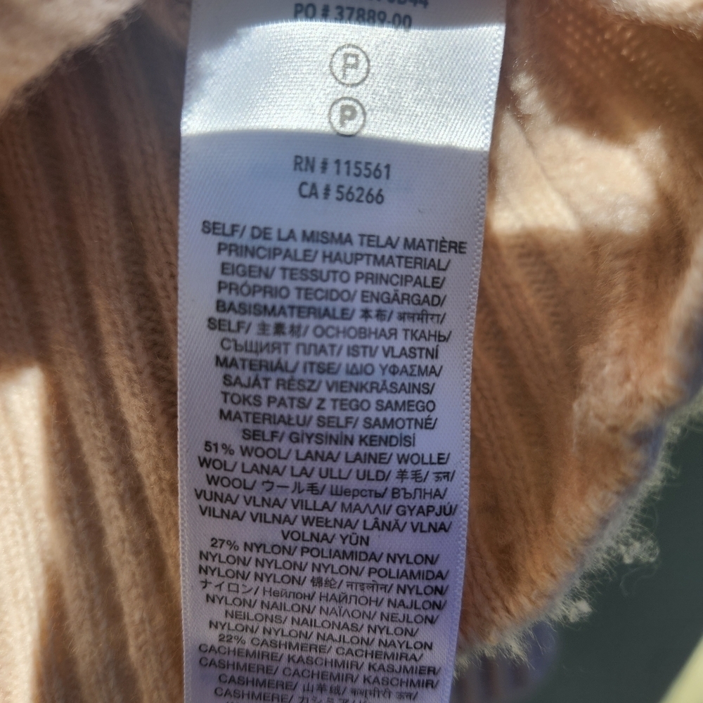7 For All Mankind 51% Wool Soft Pink Turtleneck Sweater - Picture 4 of 9